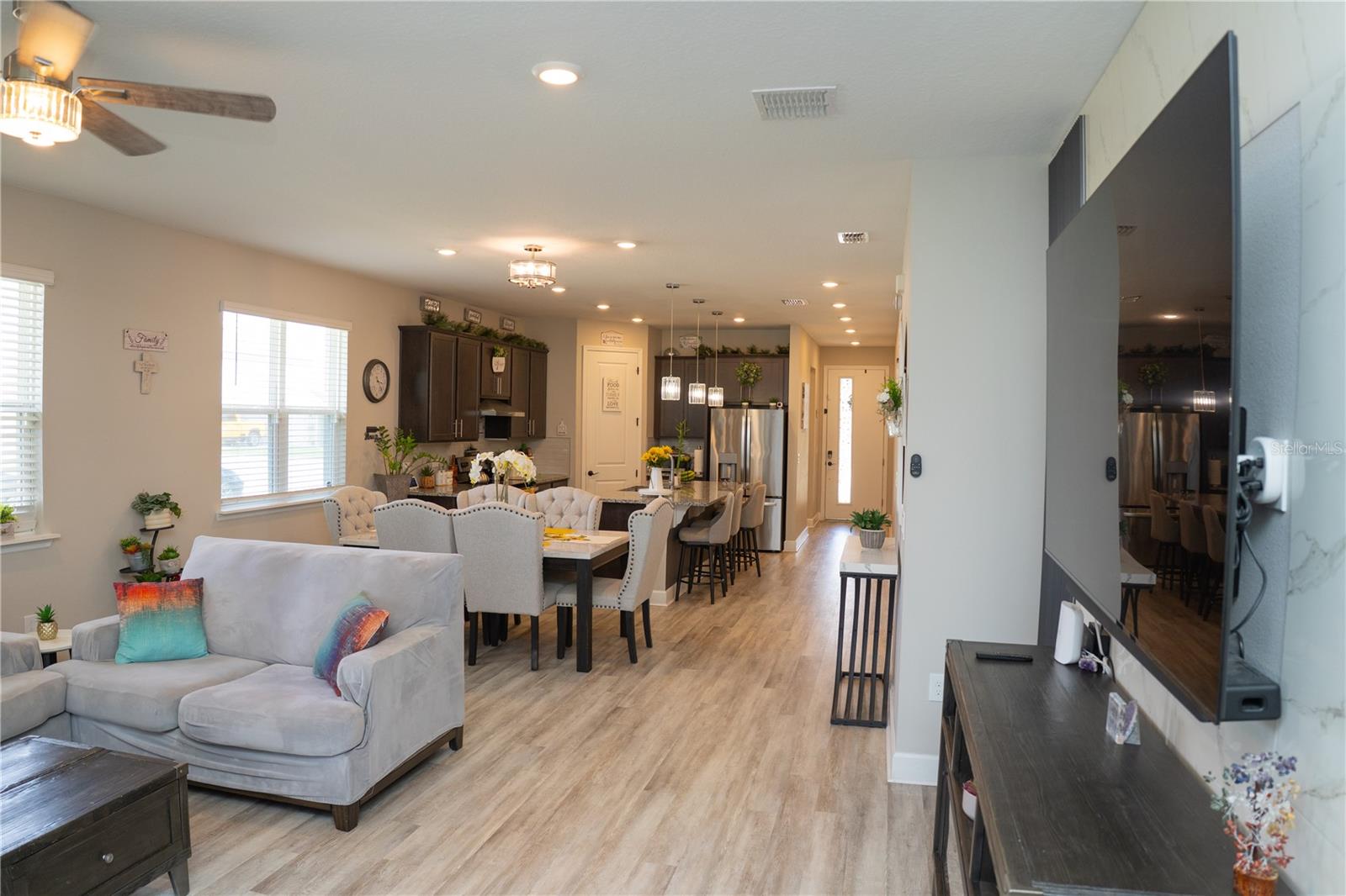 FOREST LK PH I - Residential
