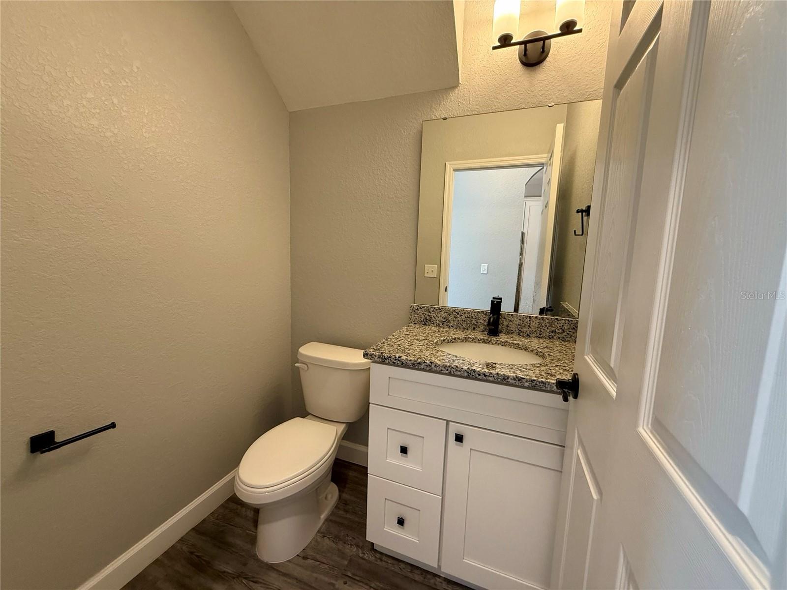 BOUNT & WHITLEDGE SUB - Residential Lease