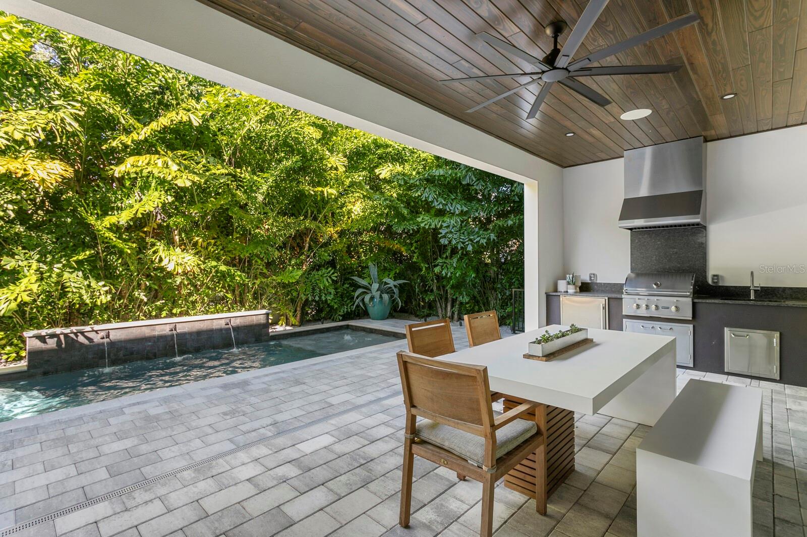 AZEELE PARK - Residential