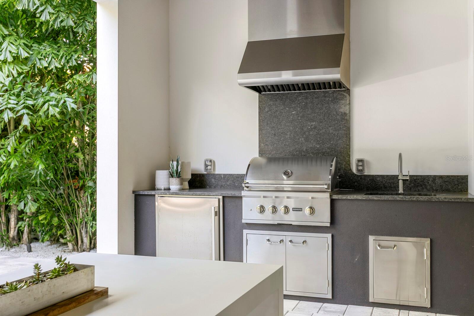 AZEELE PARK - Residential
