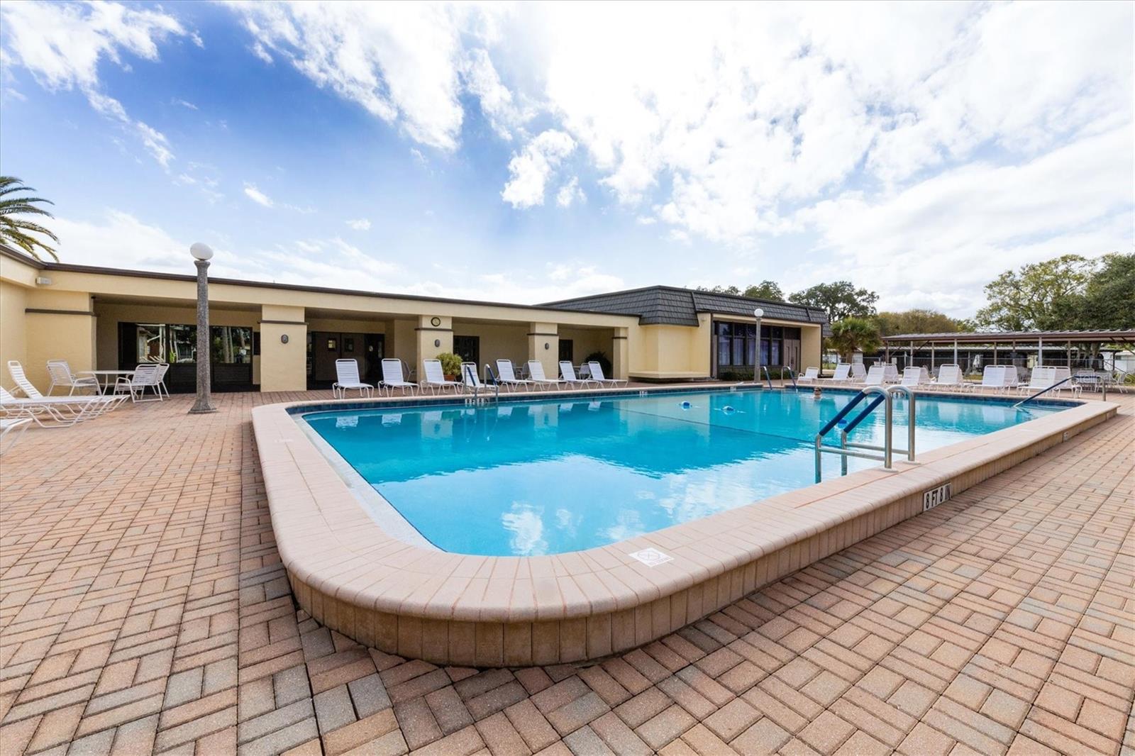 HOLIDAY PARK - Residential