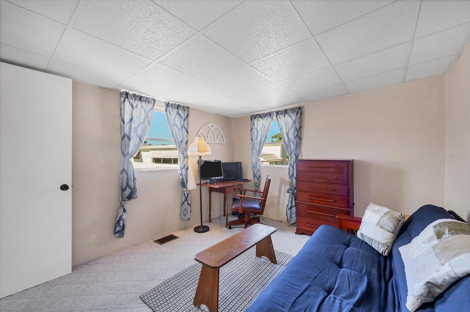 HOLIDAY PARK - Residential