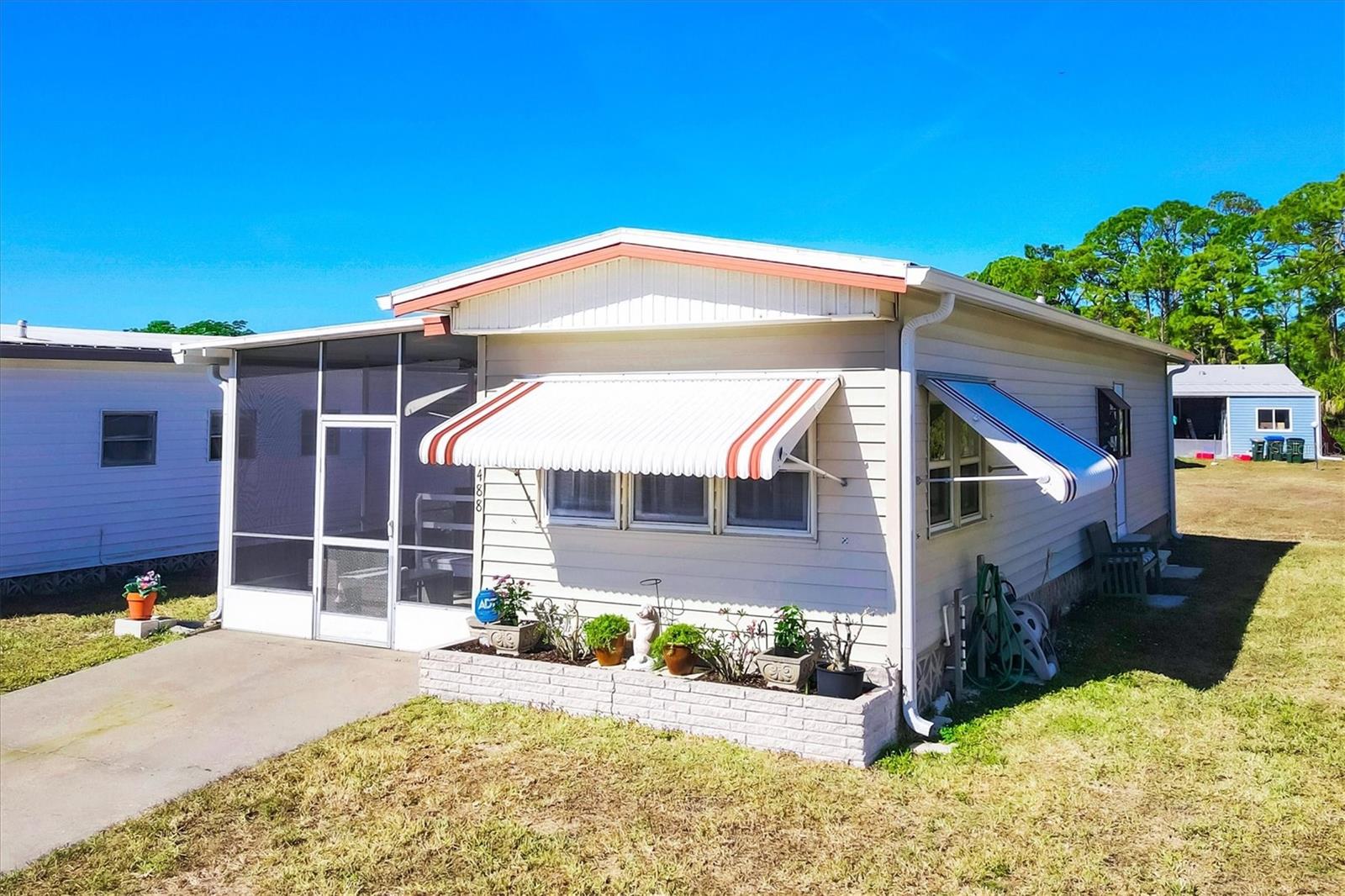 HOLIDAY PARK - Residential