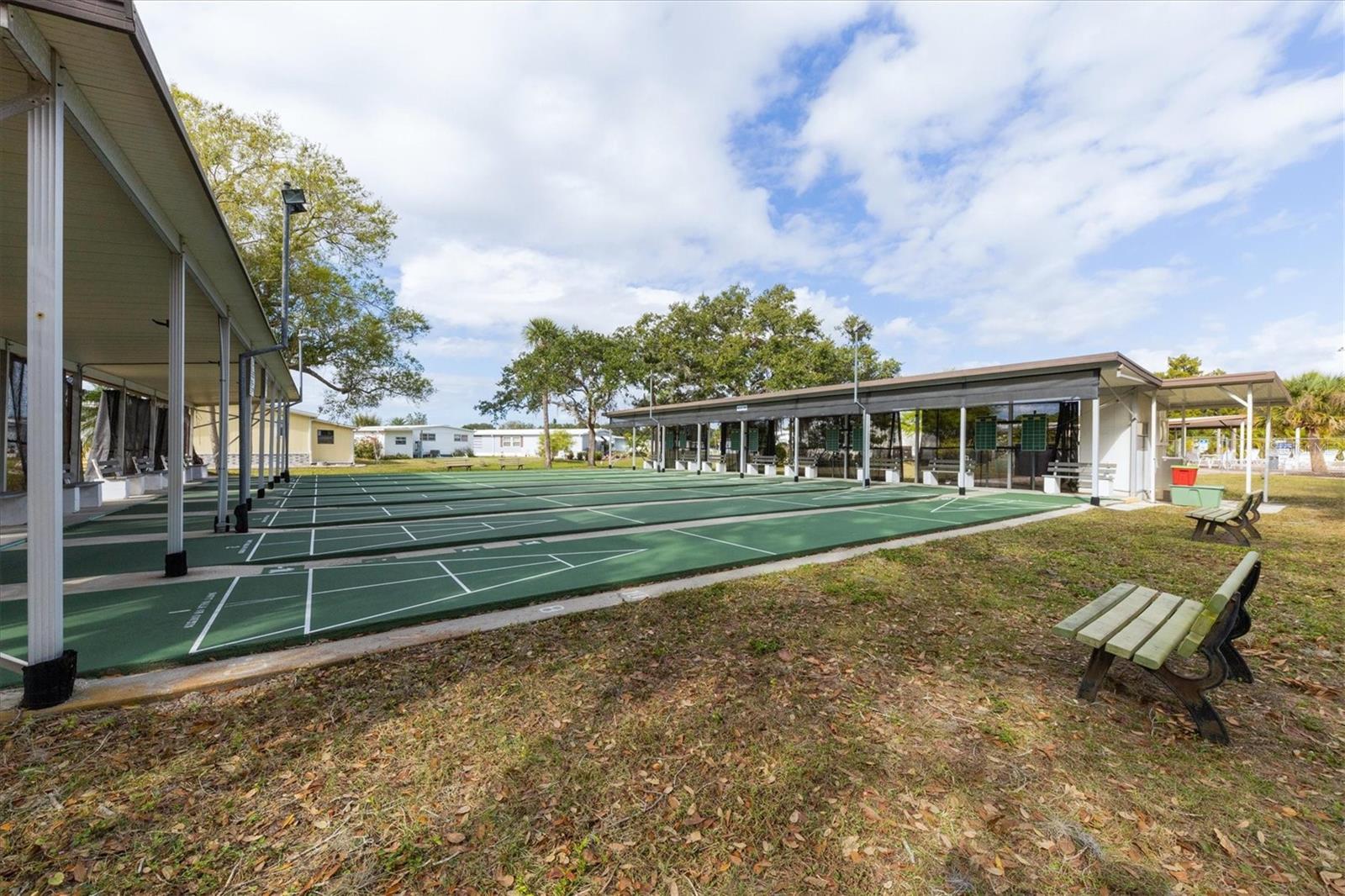 HOLIDAY PARK - Residential