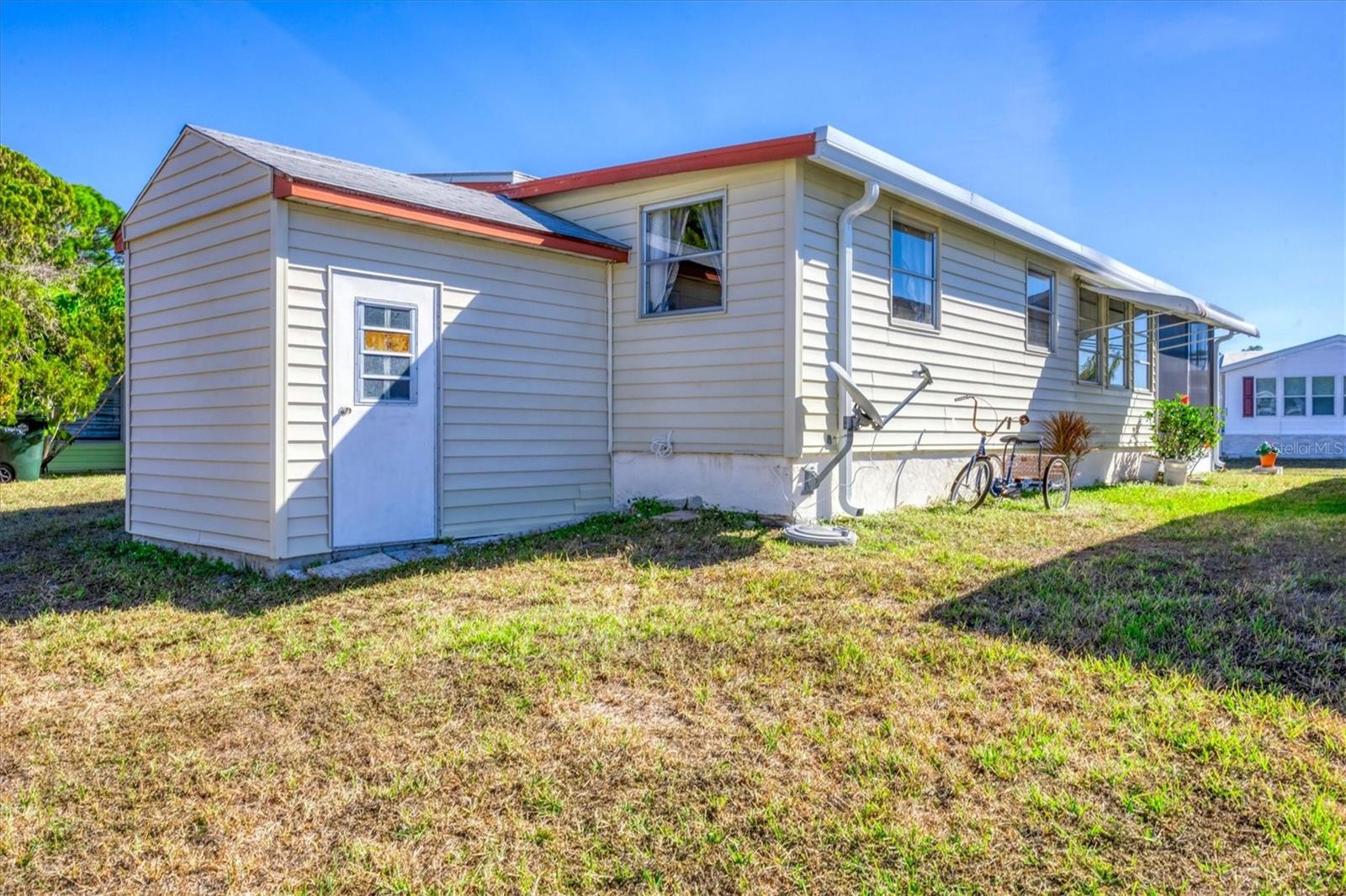 HOLIDAY PARK - Residential