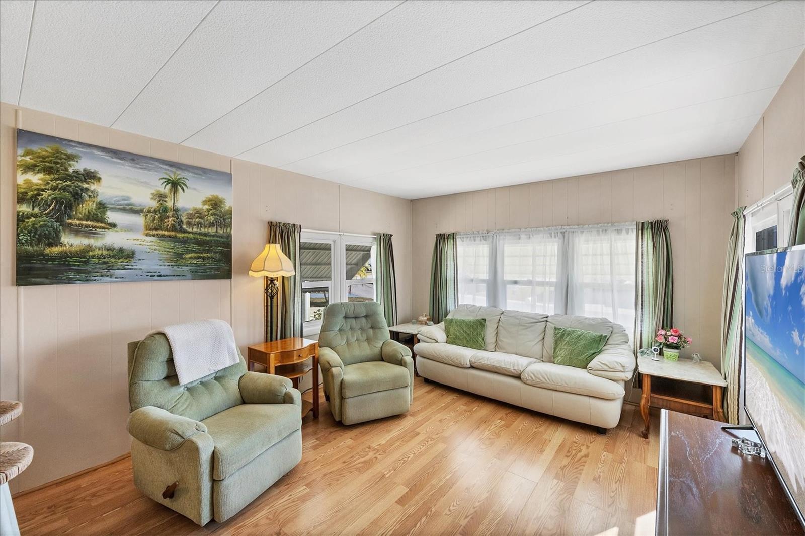 HOLIDAY PARK - Residential