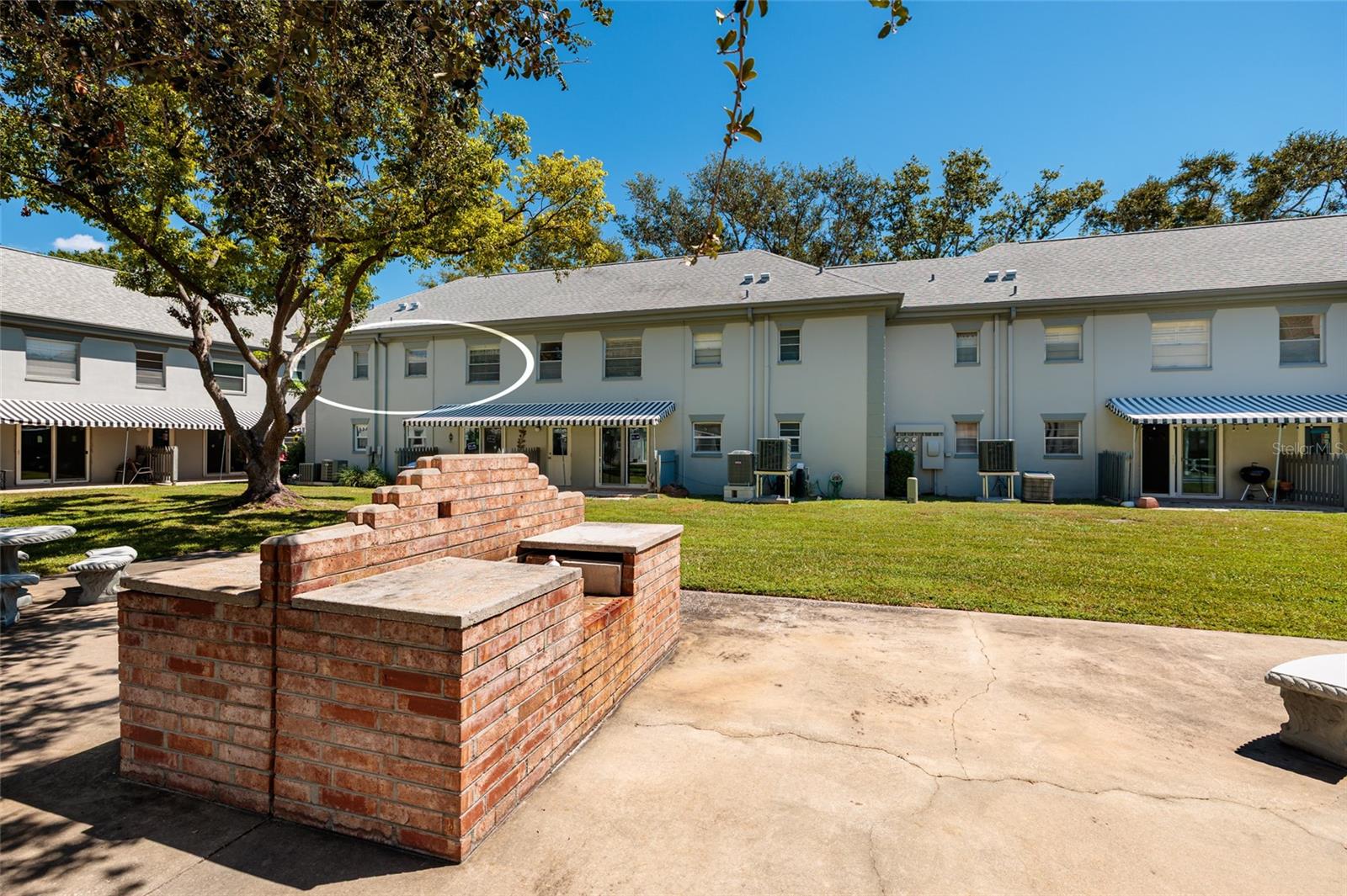 LES CHATEAUX CONDO - Residential
