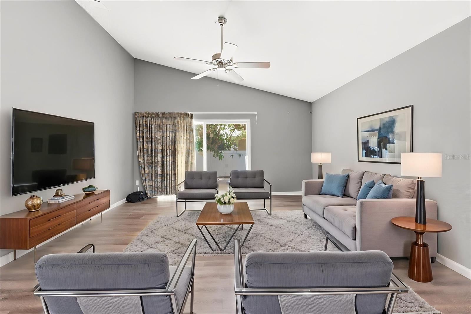 SUNCREST VILLAS PH 02 - Residential