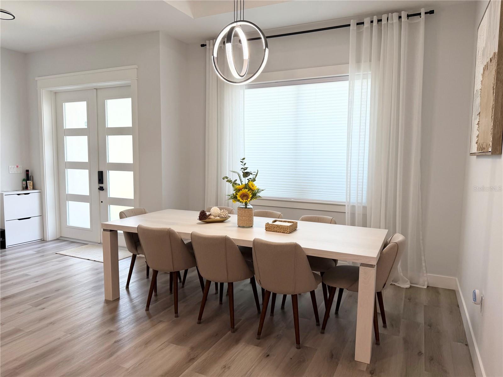 SOUTH VENICE - Residential Lease