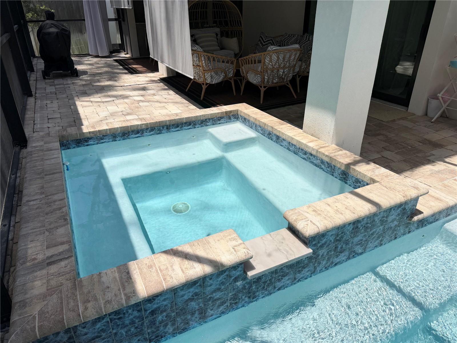SOUTH VENICE - Residential Lease