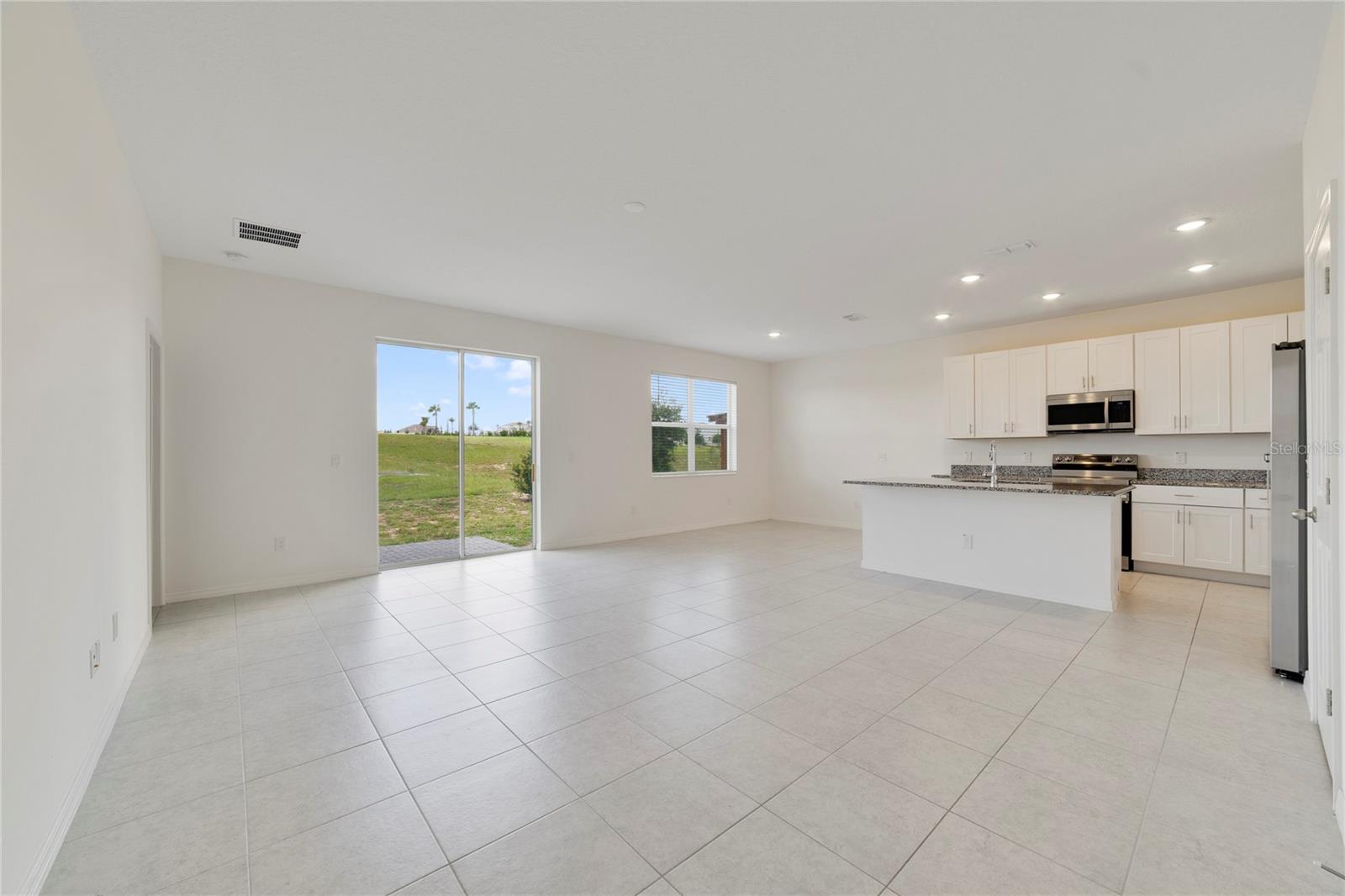 TARPON BAY PH 2 - Residential
