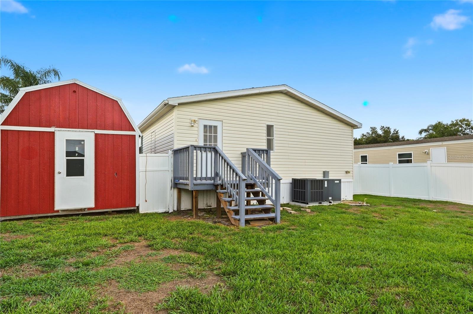 CROOKED LAKE PARK TR 05 - Residential