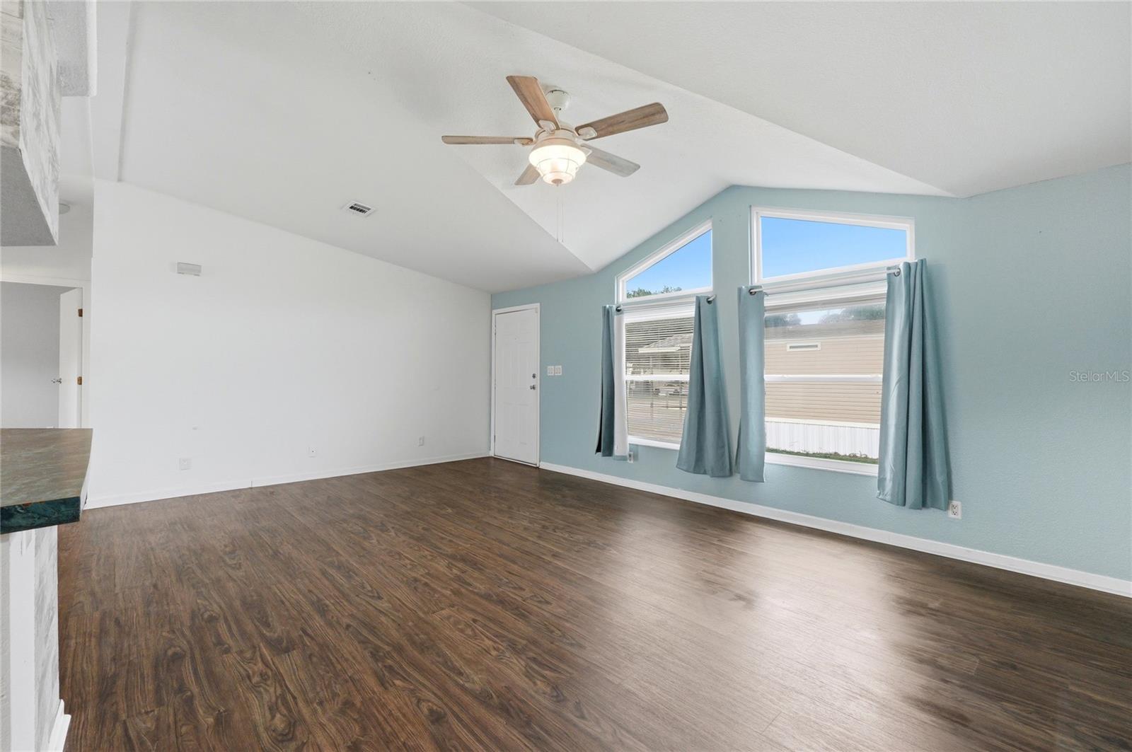 CROOKED LAKE PARK TR 05 - Residential