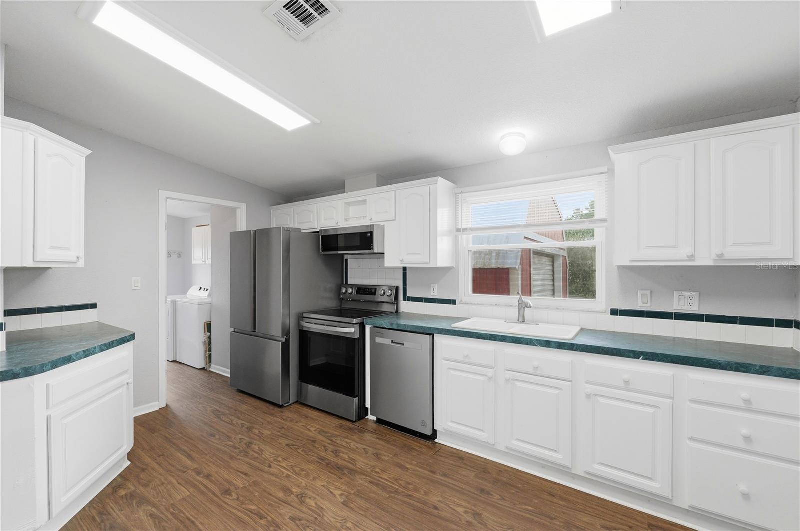 CROOKED LAKE PARK TR 05 - Residential