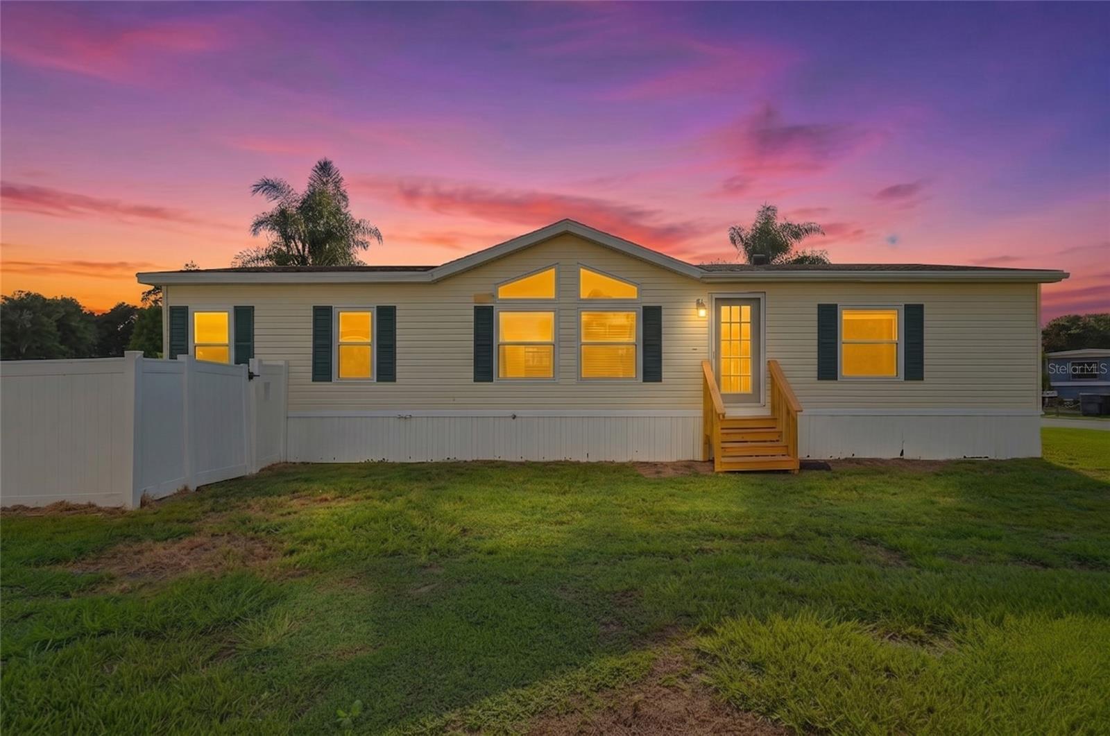 CROOKED LAKE PARK TR 05 - Residential