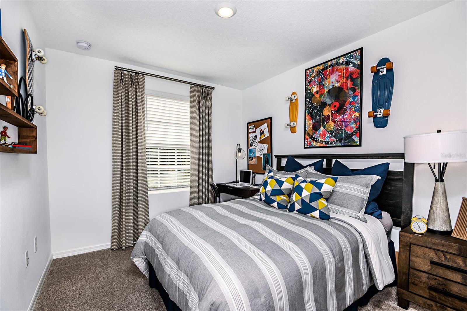 THE TOWNHOMES AT BELLALAGO - Residential