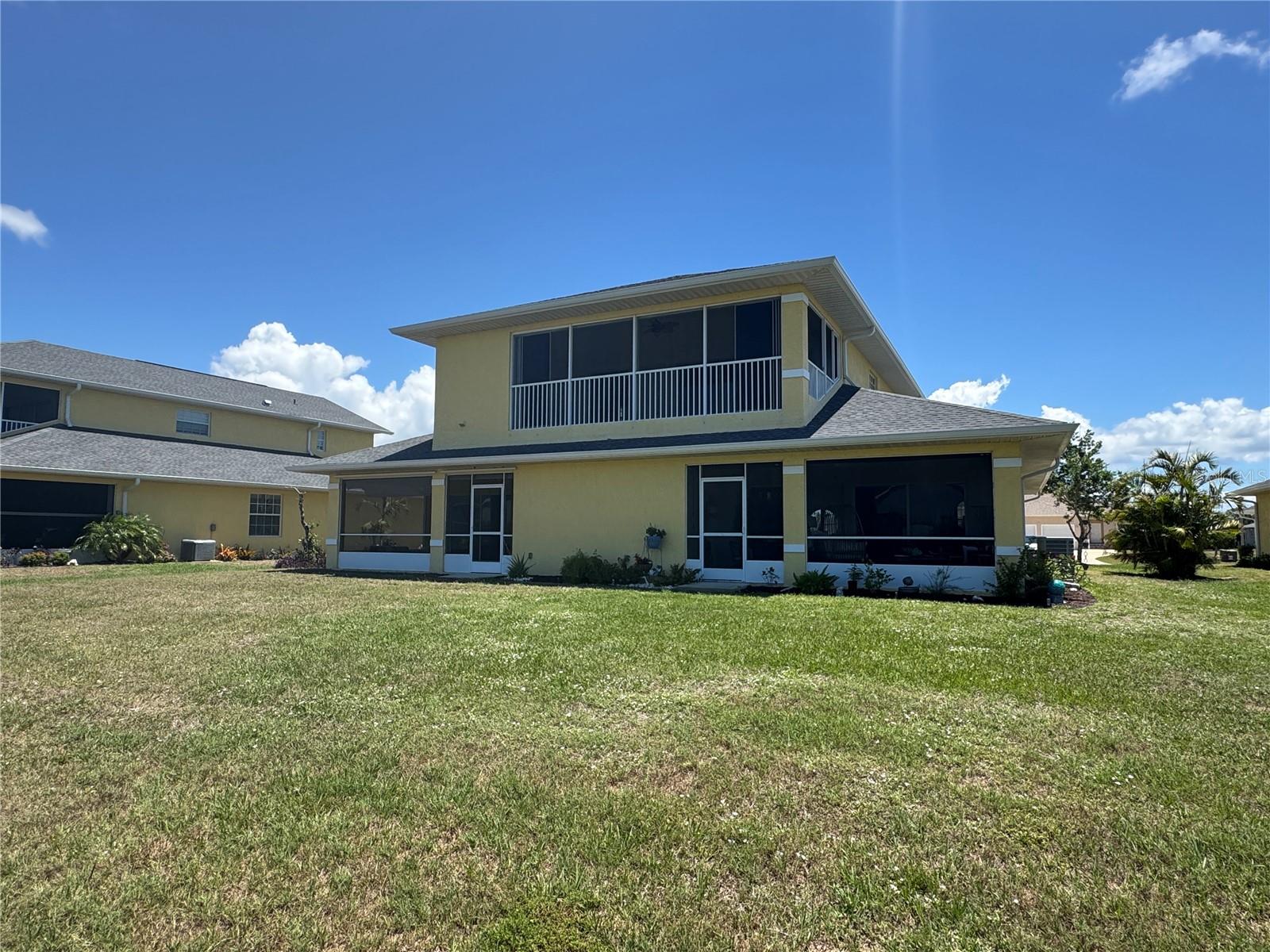 AL LAGO VILLAGE - Residential