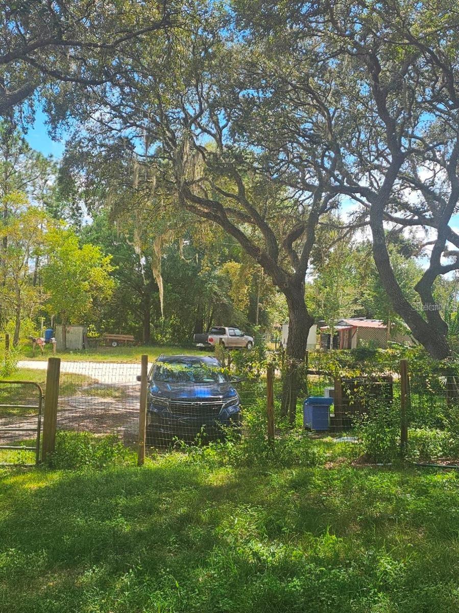 HALFMOON MINI-FARMS - Residential