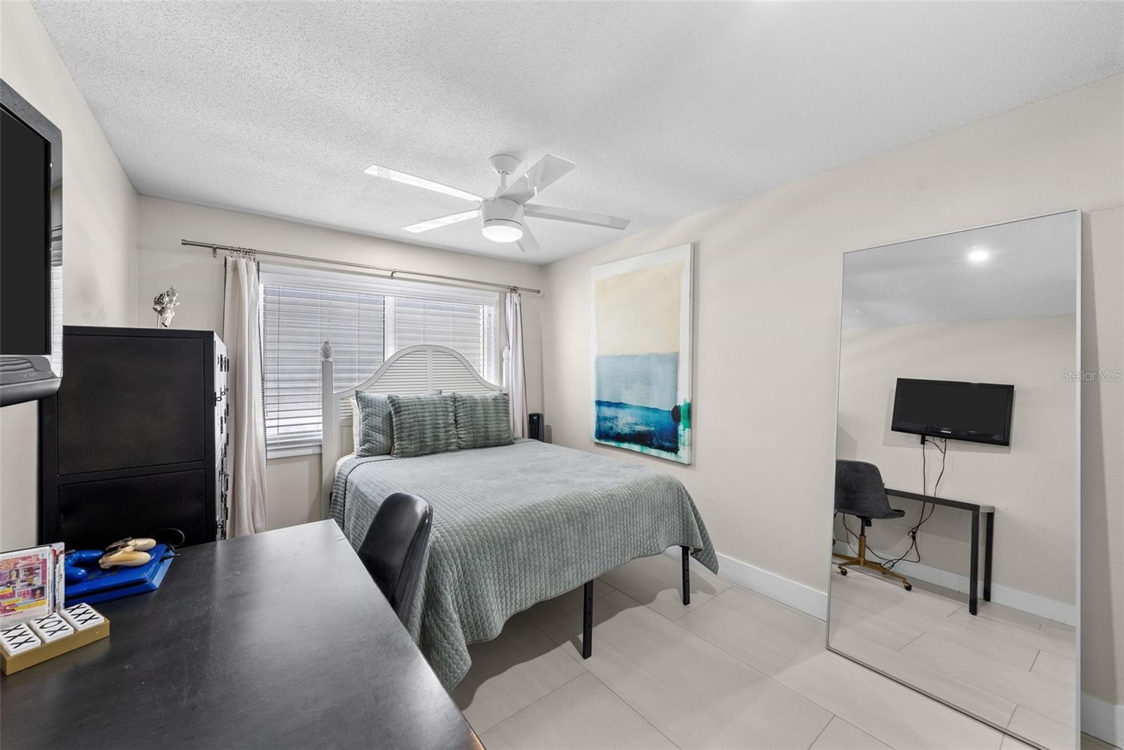 DUNEDIN CAUSEWAY CENTER - Residential