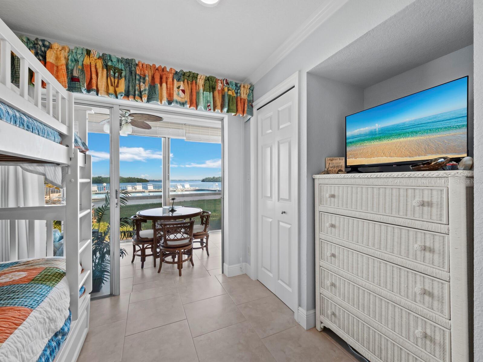 LONGBOAT HARBOUR - Residential