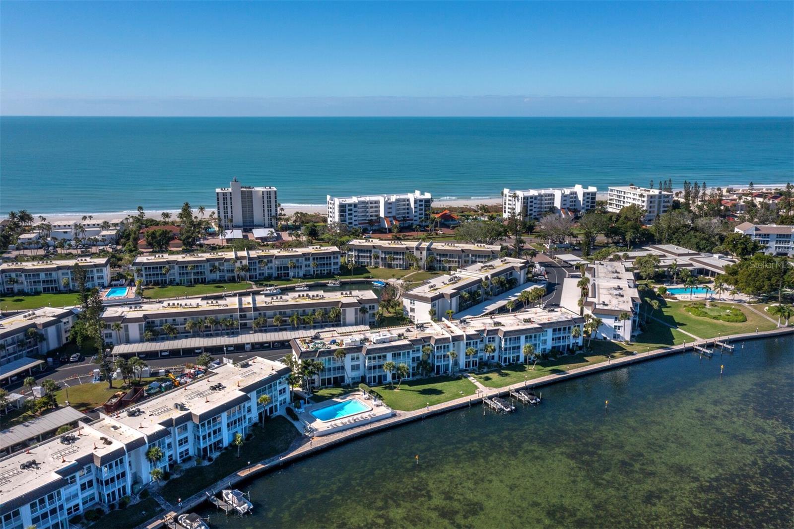 LONGBOAT HARBOUR - Residential
