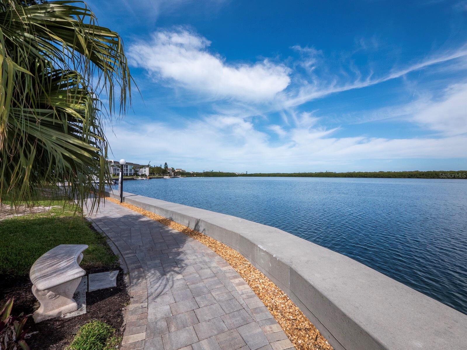 LONGBOAT HARBOUR - Residential