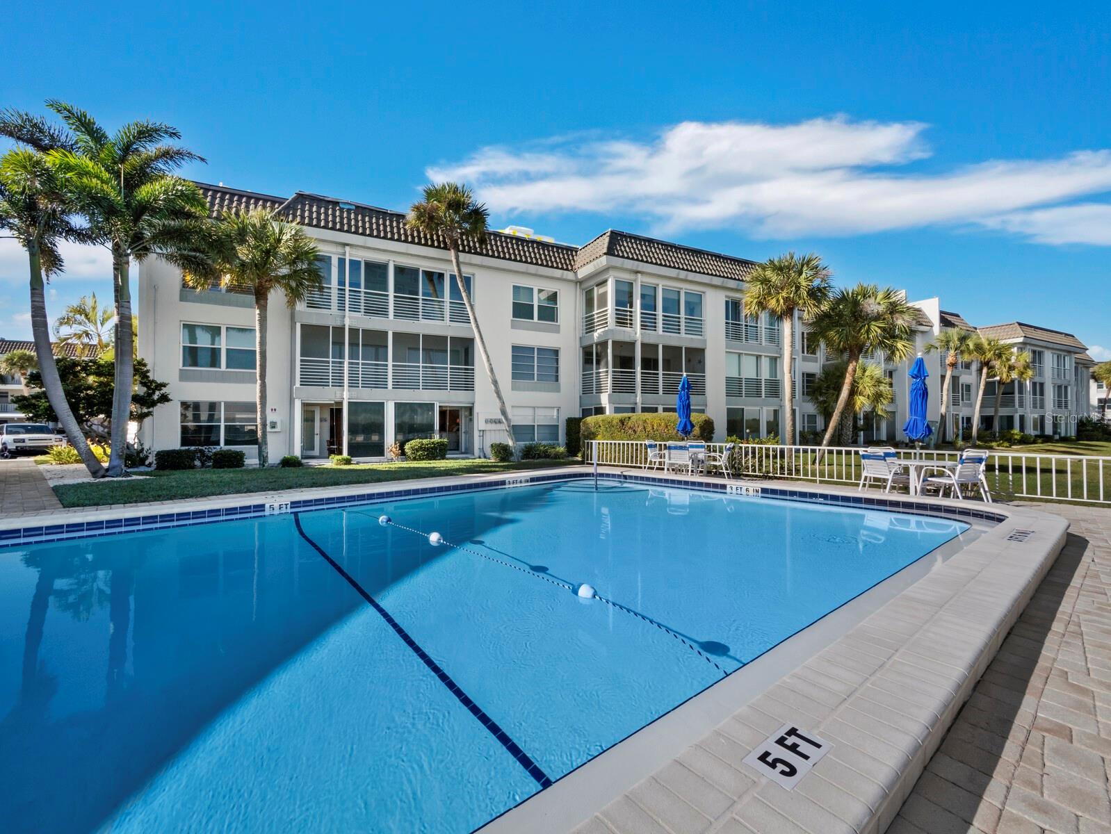 LONGBOAT HARBOUR - Residential