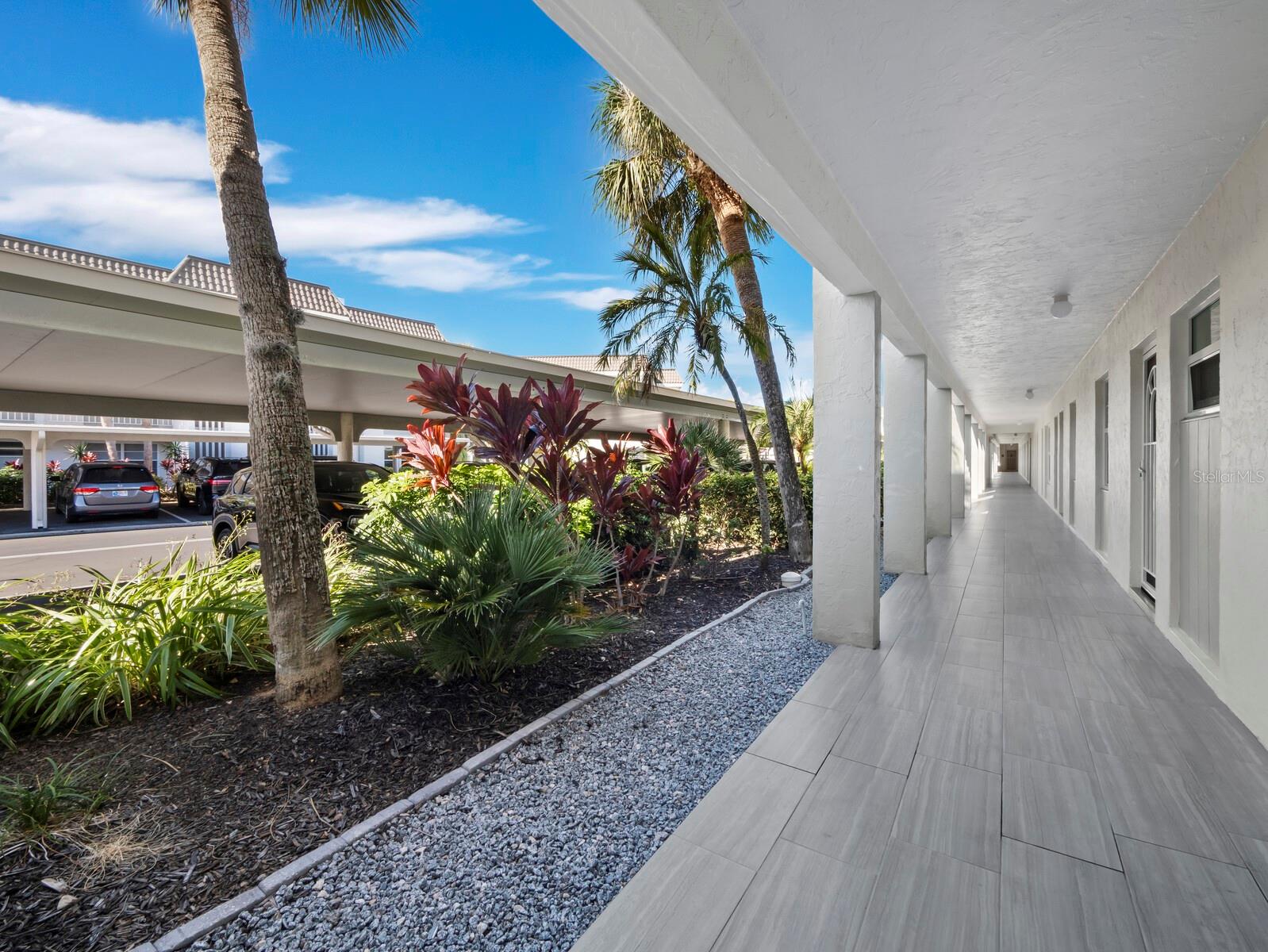 LONGBOAT HARBOUR - Residential