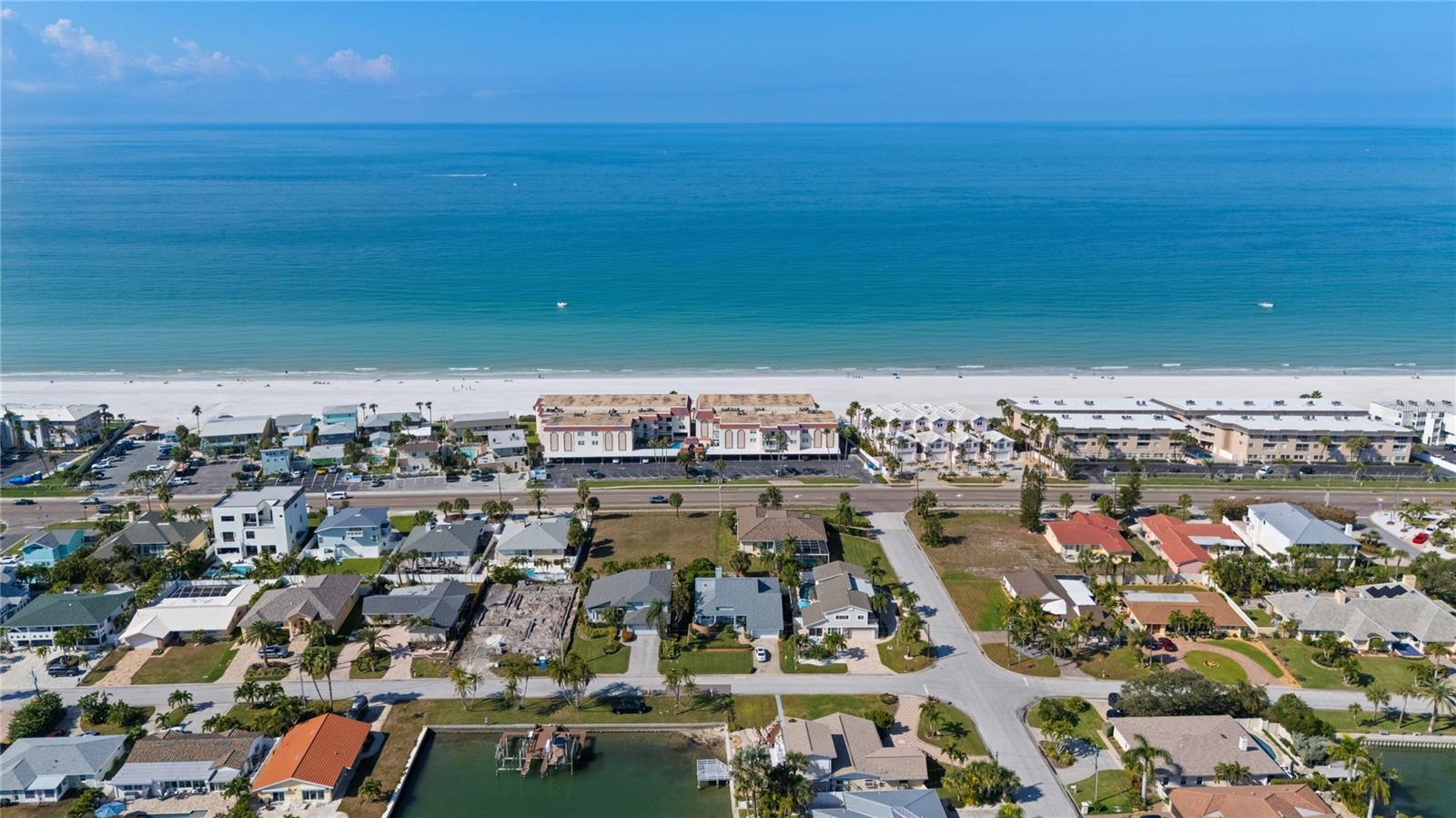 SERENO DEL SOL CONDO - Residential