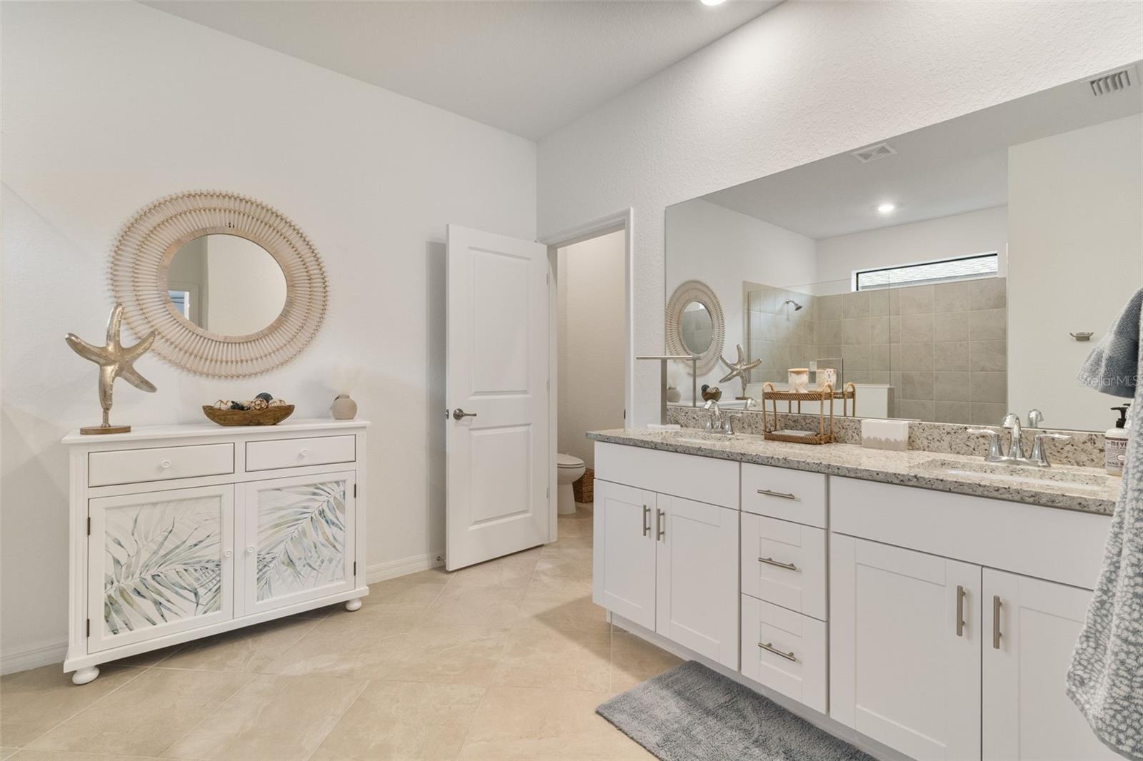 BISCAYNE LNDG NORTH - Residential