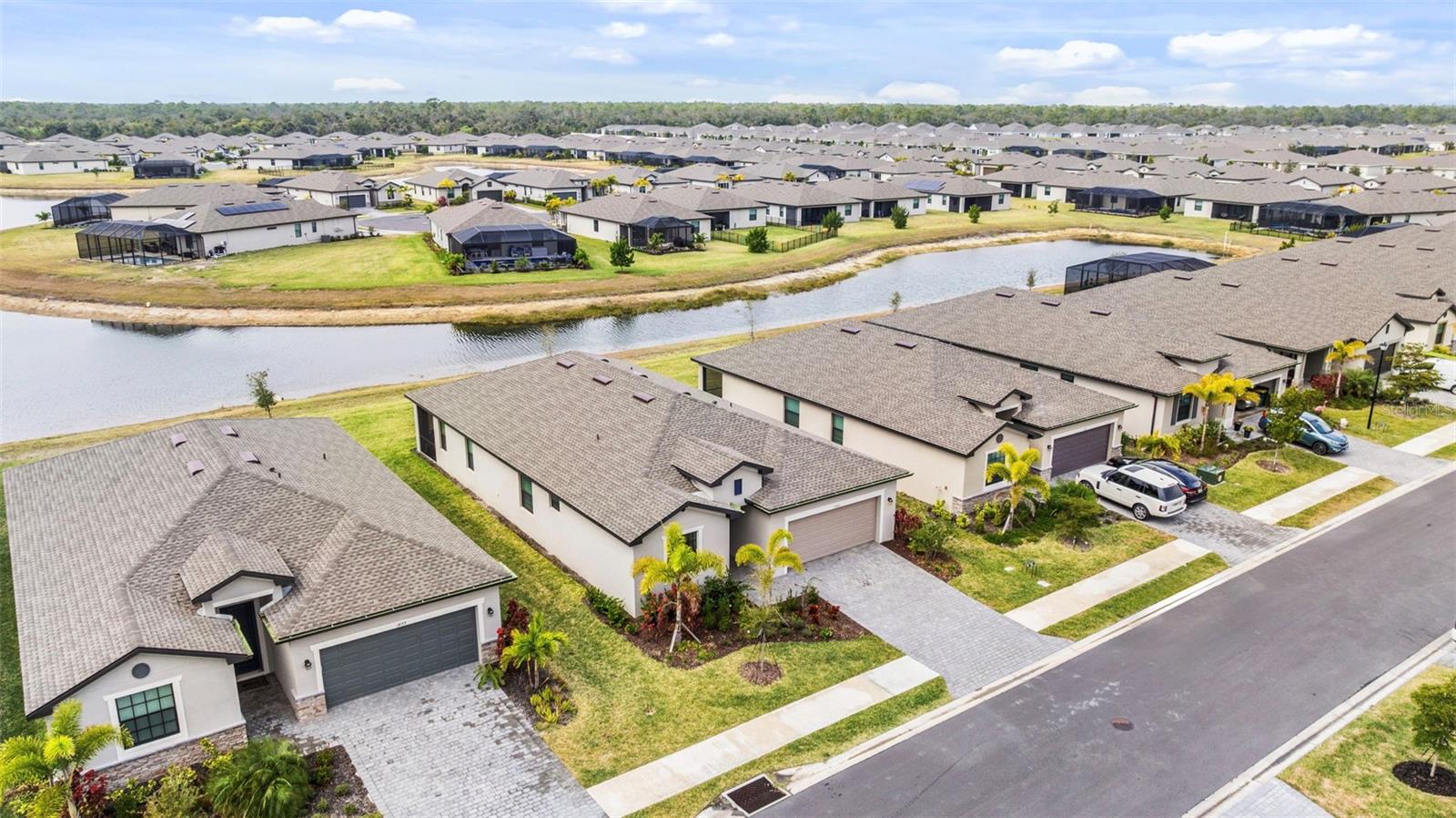 BISCAYNE LNDG NORTH - Residential