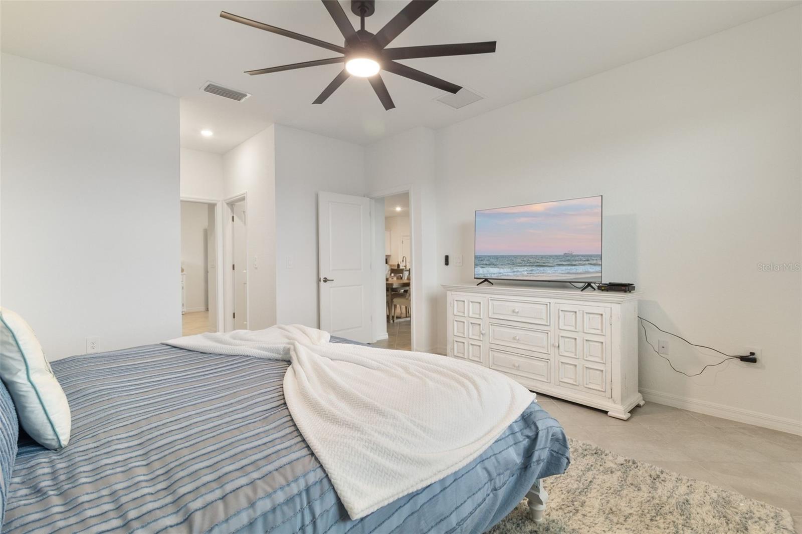 BISCAYNE LNDG NORTH - Residential