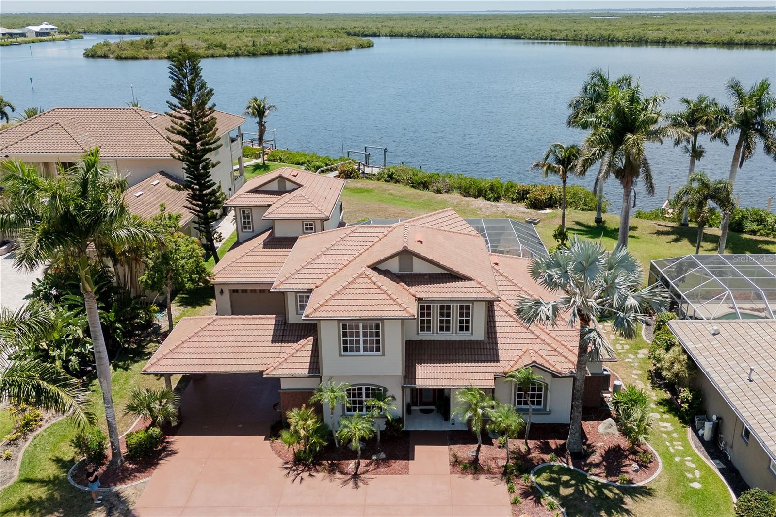 SOUTH BAYVIEW ESTATES - Residential