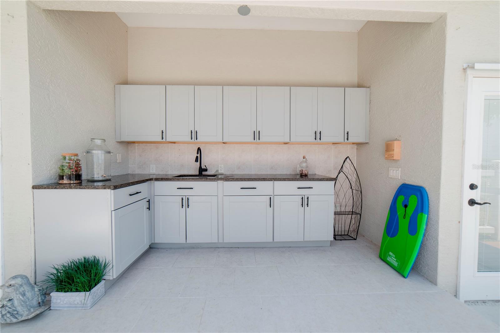 SOUTH BAYVIEW ESTATES - Residential