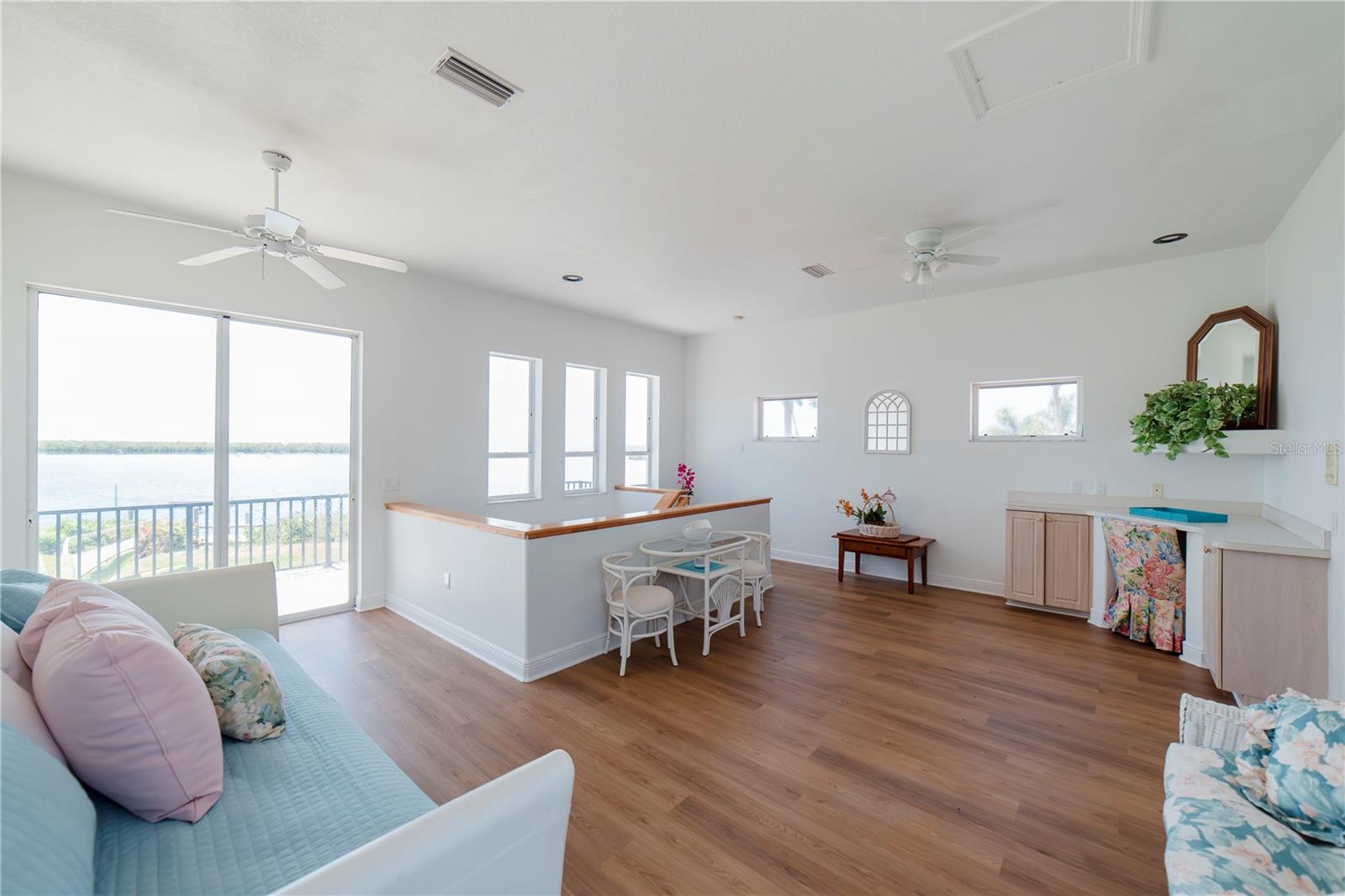 SOUTH BAYVIEW ESTATES - Residential