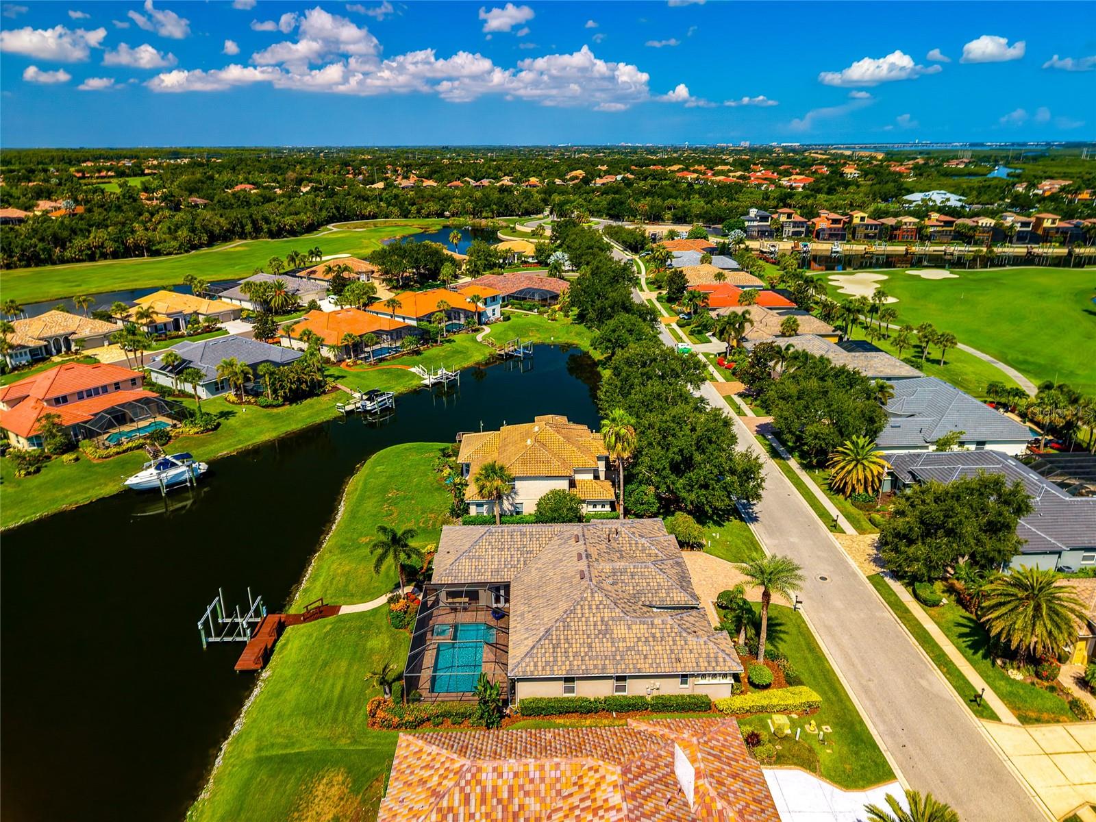 WATERLEFE GOLF & RIVER CLUB UN2 - Residential