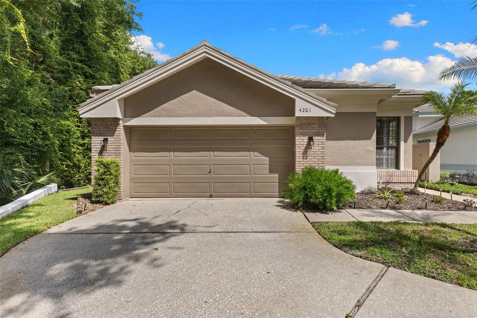 PARKSIDE AT LANSBROOK - Residential