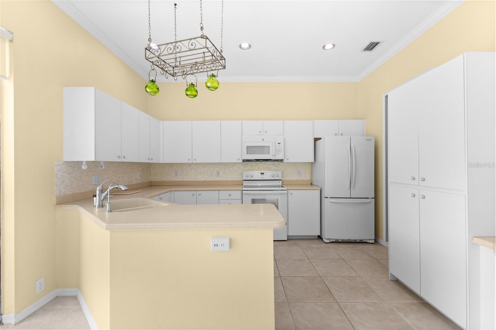 PARKSIDE AT LANSBROOK - Residential