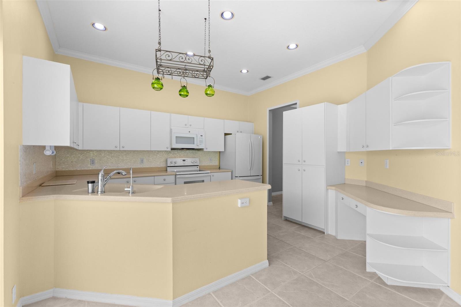 PARKSIDE AT LANSBROOK - Residential