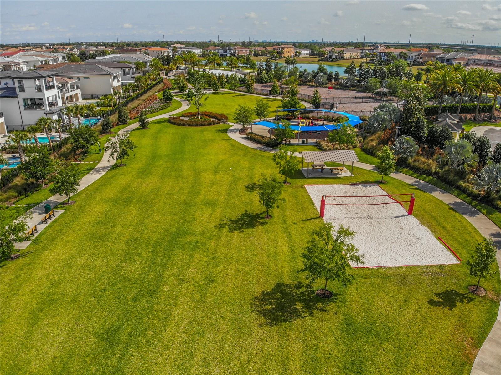 REUNION WEST VLGS NORTH - Residential