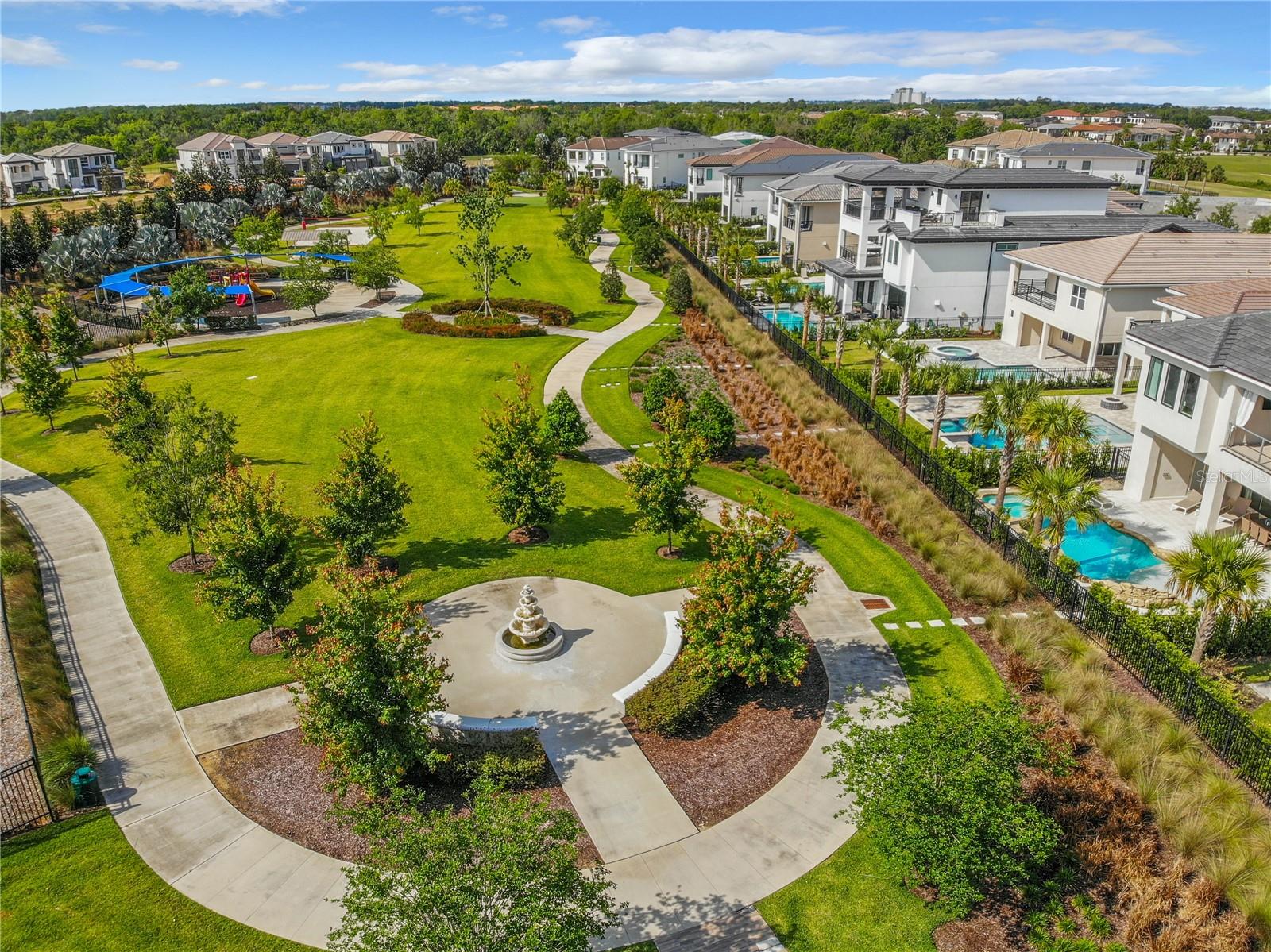 REUNION WEST VLGS NORTH - Residential