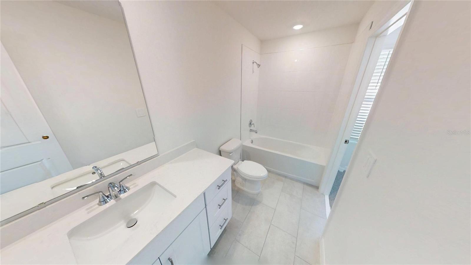 BRADFORD PARK - Residential Lease