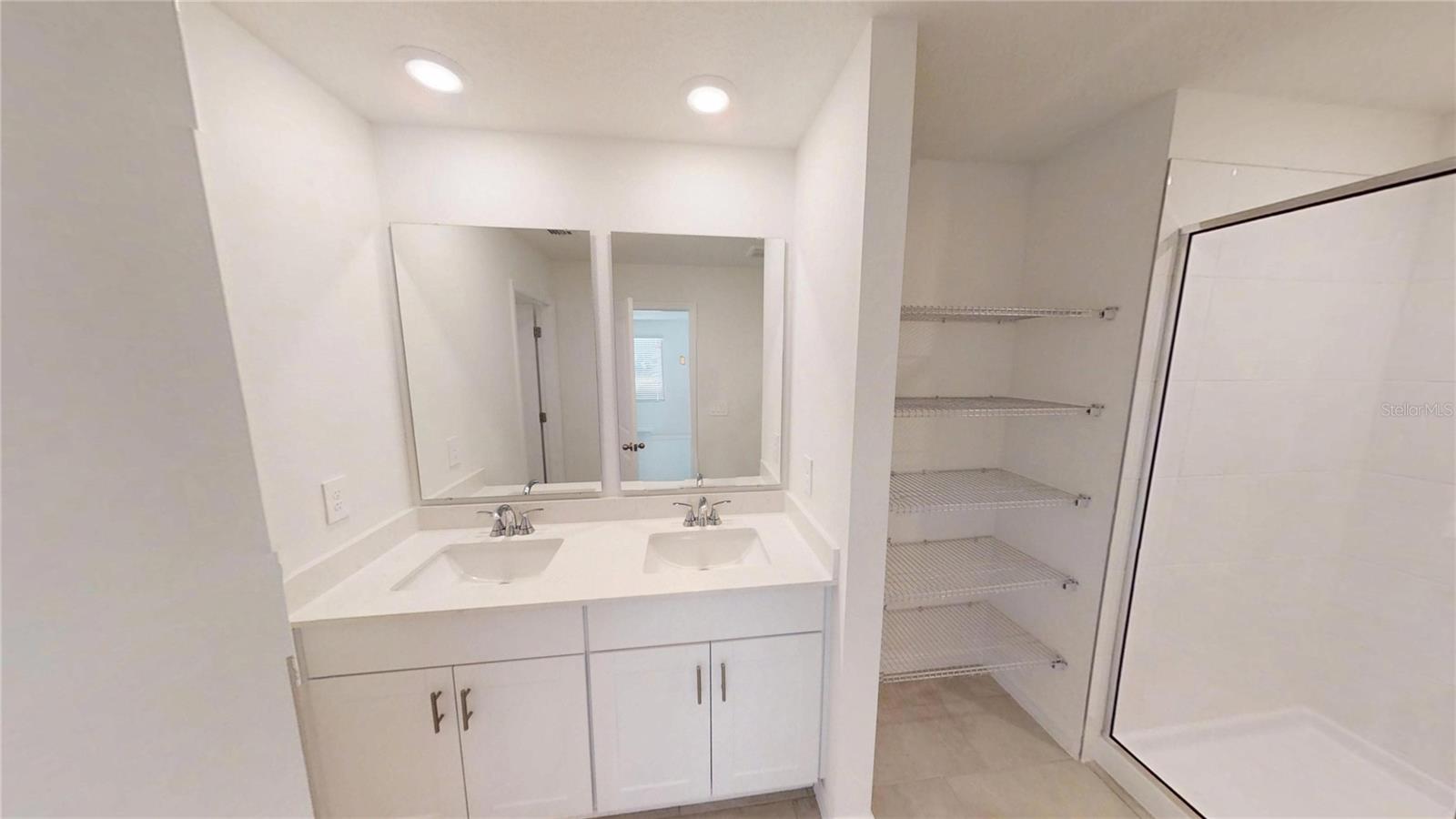 BRADFORD PARK - Residential Lease