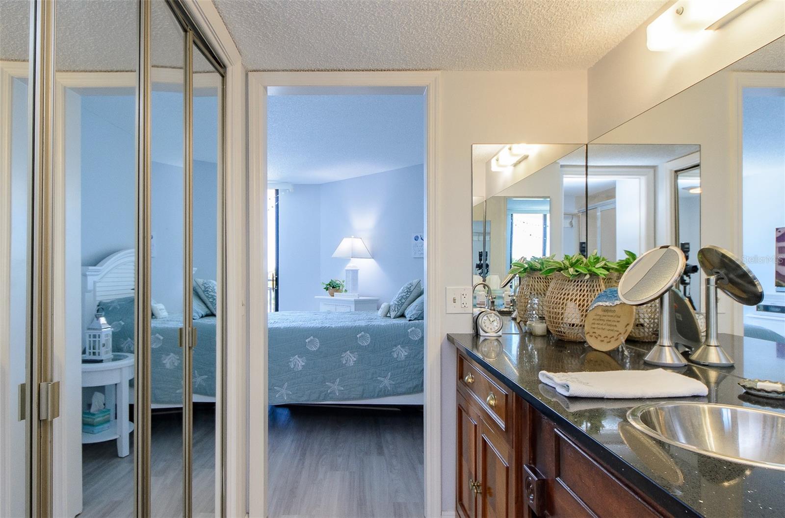 ISLAND WALK CONDO - Residential Lease