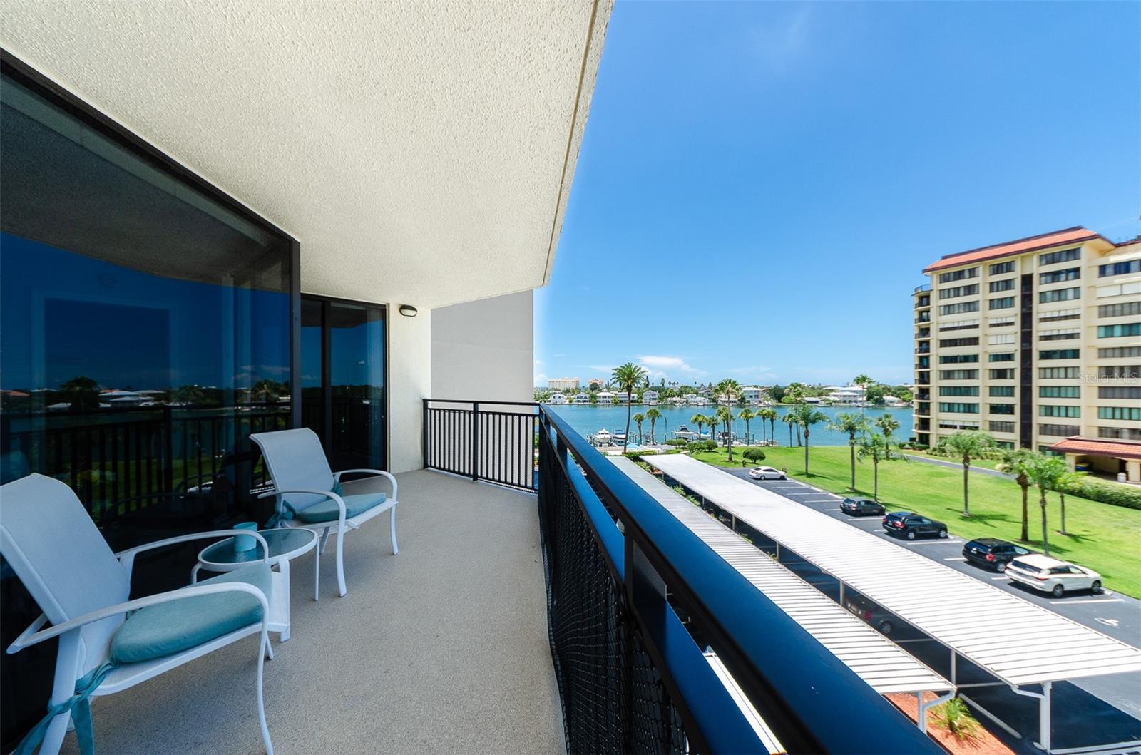 ISLAND WALK CONDO - Residential Lease