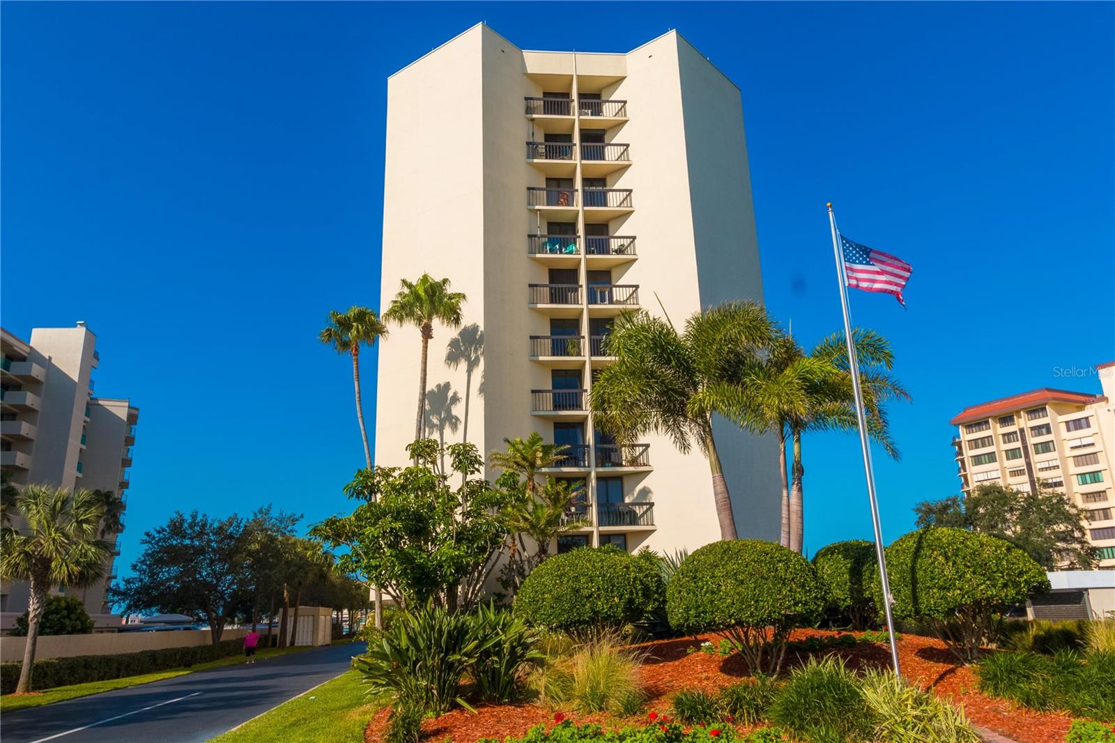 ISLAND WALK CONDO - Residential Lease