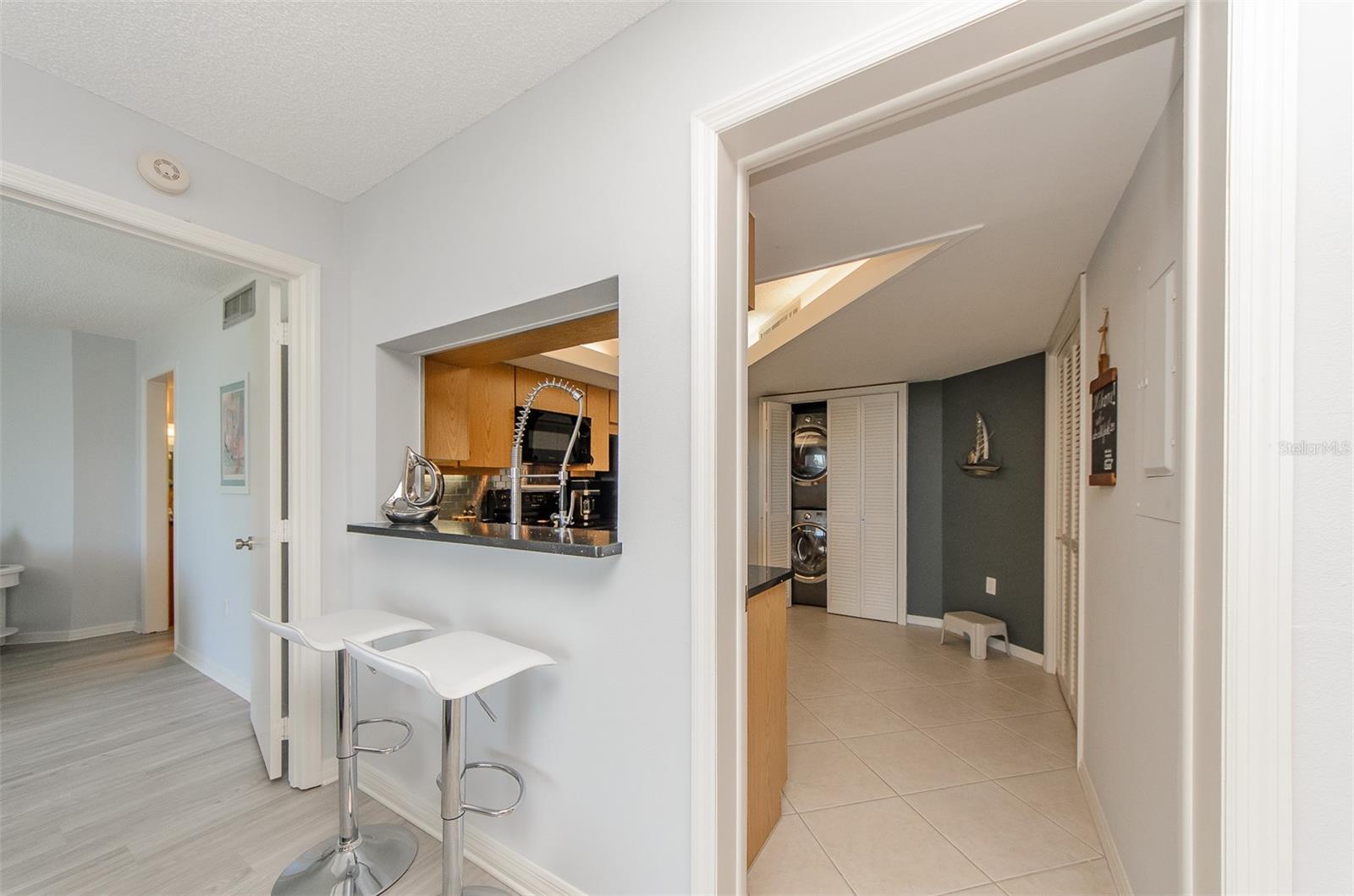 ISLAND WALK CONDO - Residential Lease