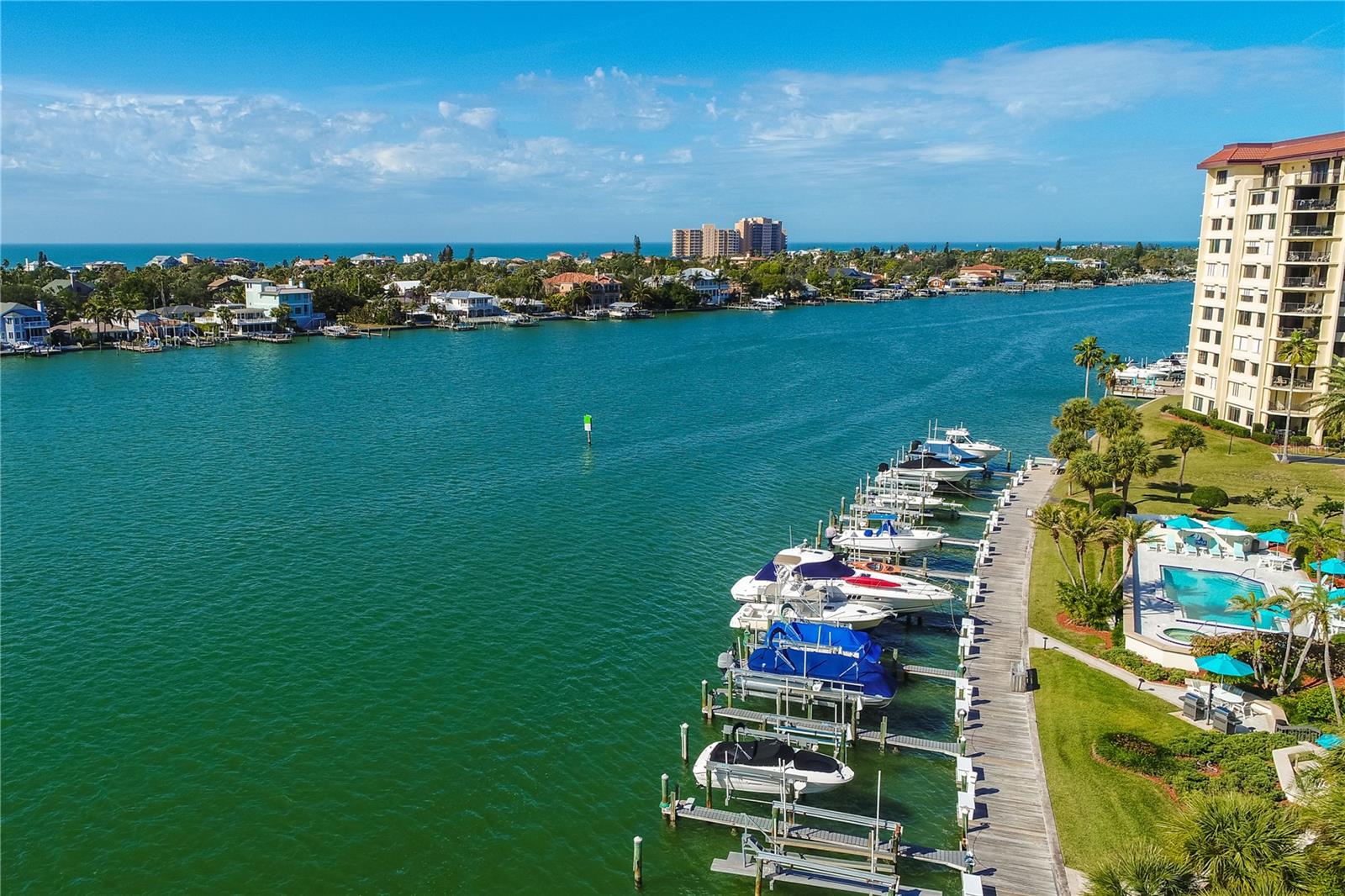 ISLAND WALK CONDO - Residential Lease