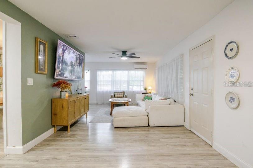 THE GEORGE SUB - Residential Lease