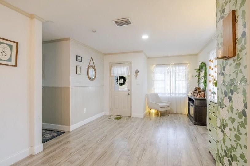 THE GEORGE SUB - Residential Lease